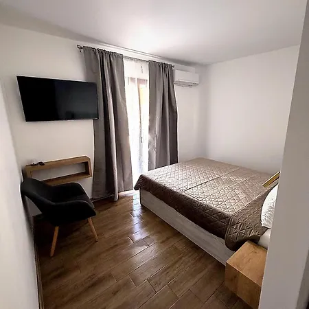 Thasosgoldenstay Family شقة